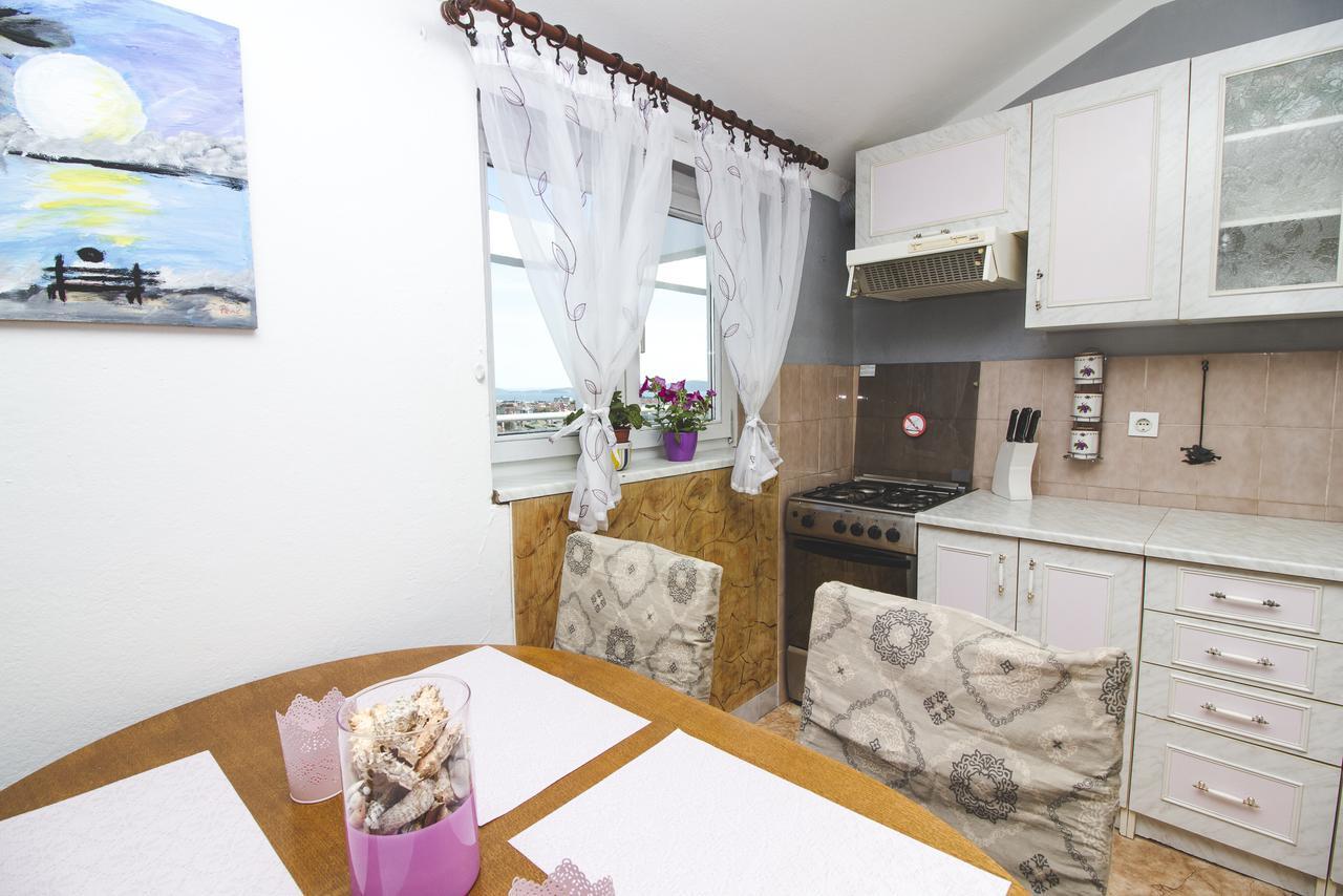 Apartman Nicole Apartment ซาดาร์ ภายนอก รูปภาพ