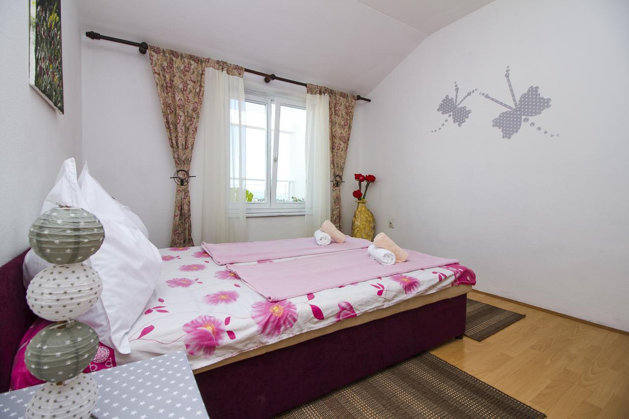 Apartman Nicole Apartment ซาดาร์ ภายนอก รูปภาพ