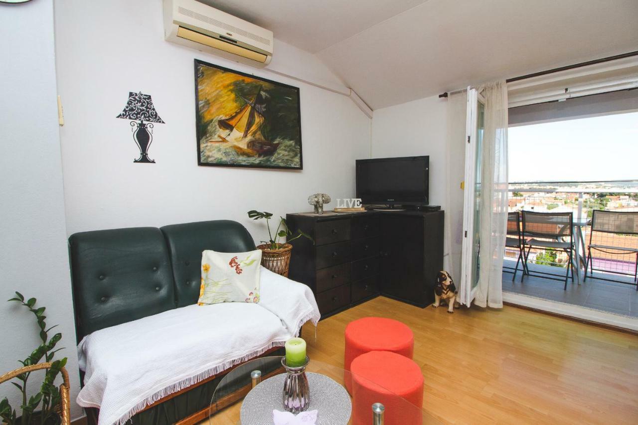 Apartman Nicole Apartment ซาดาร์ ภายนอก รูปภาพ
