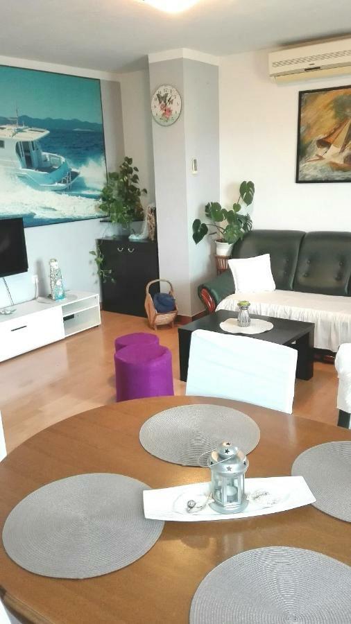 Apartman Nicole Apartment ซาดาร์ ภายนอก รูปภาพ